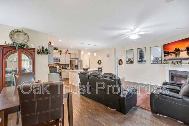 Building Photo - 142 Airy Dr