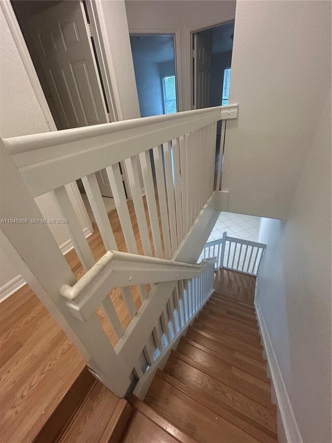 Building Photo - 1916 Alamanda Way