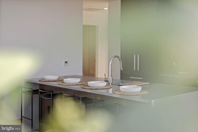 Building Photo - 210 S 12th St