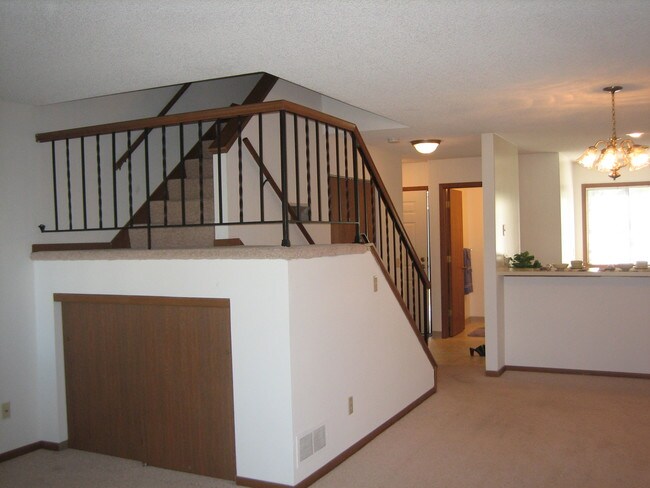 Living Room - Southcross Village Townhomes