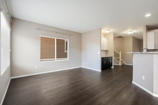 Building Photo - 5649 Saint Patrick View