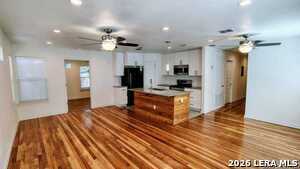 Building Photo - 1338 W Elsmere Pl