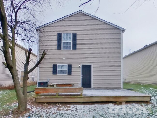 Building Photo - 4518 Connaught W Dr