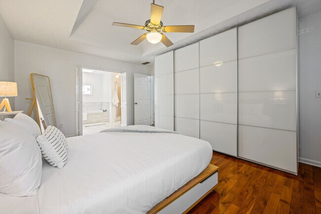 Building Photo - 1223 Settlebench Ln