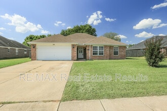 Building Photo - 741 Harvest St