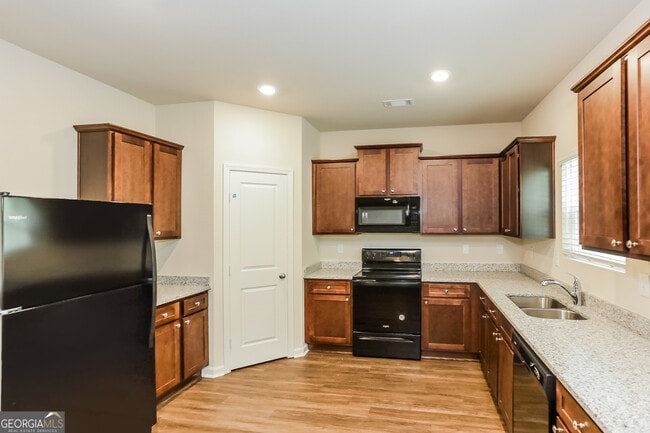 Building Photo - 35 Tamalynn Trl