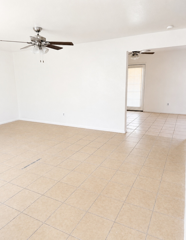 Building Photo - Updated 3 Bedroom Home with Large Yard!