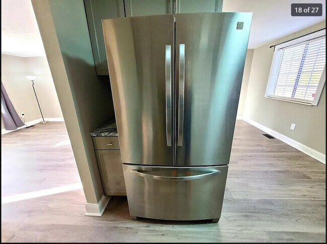 Building Photo - 3100 Able Pl