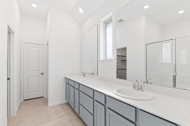 Building Photo - 18211 Saffron Sun St