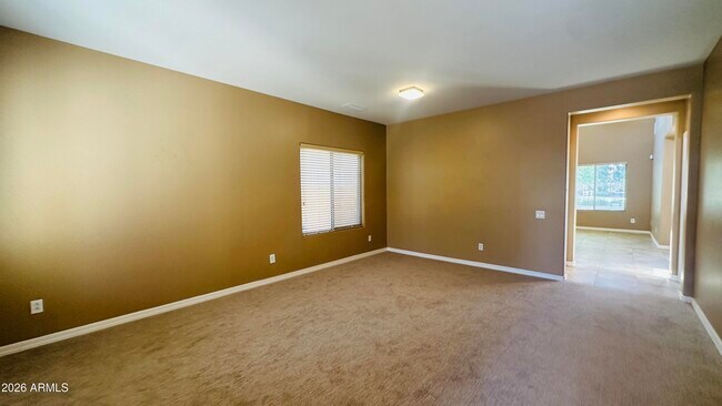 Building Photo - 2138 W Marconi Ave