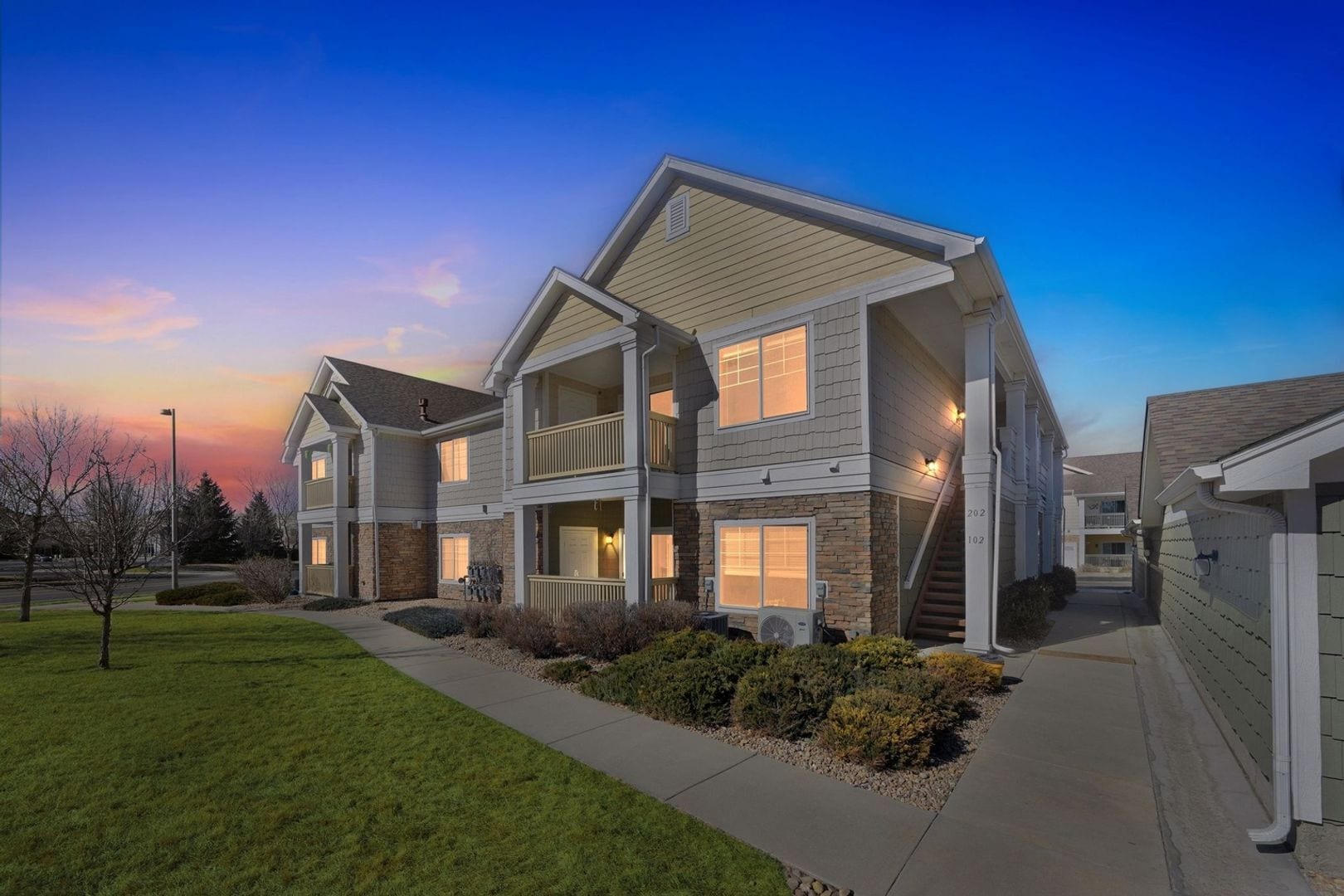 Building Photo - 4955 Hahns Peak Dr