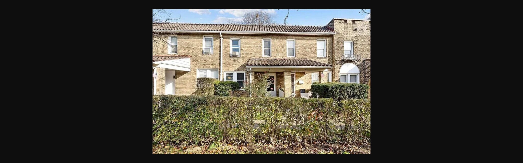 Building Photo - 5535 Centre Ave