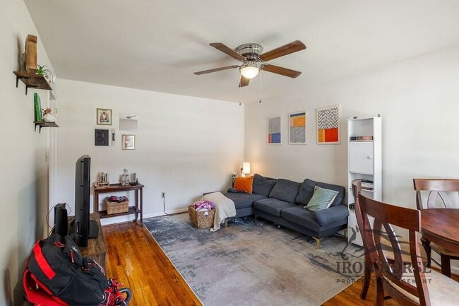 Building Photo - 2021 S Lumpkin St