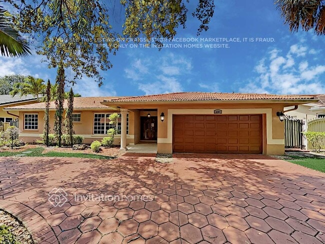 Building Photo - 8361 NW 166th Terrace