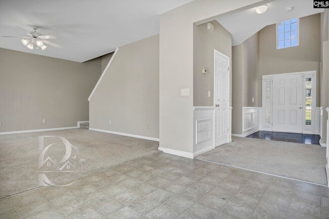 Building Photo - 211 Pinebluff Ct