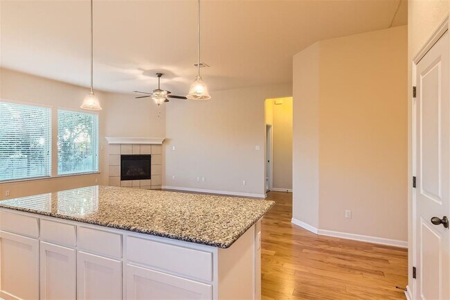 Building Photo - 273 Bridgestone Way