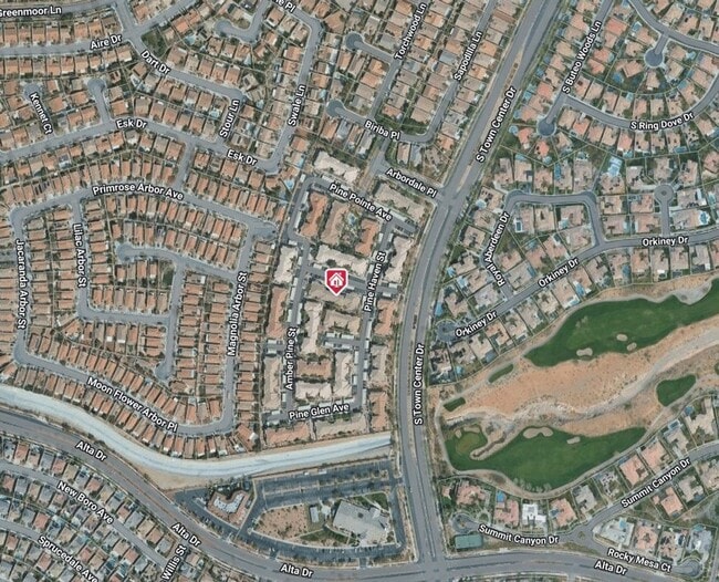 Building Photo - Amazing 2 BD 2 BA Condo in a Gated Community