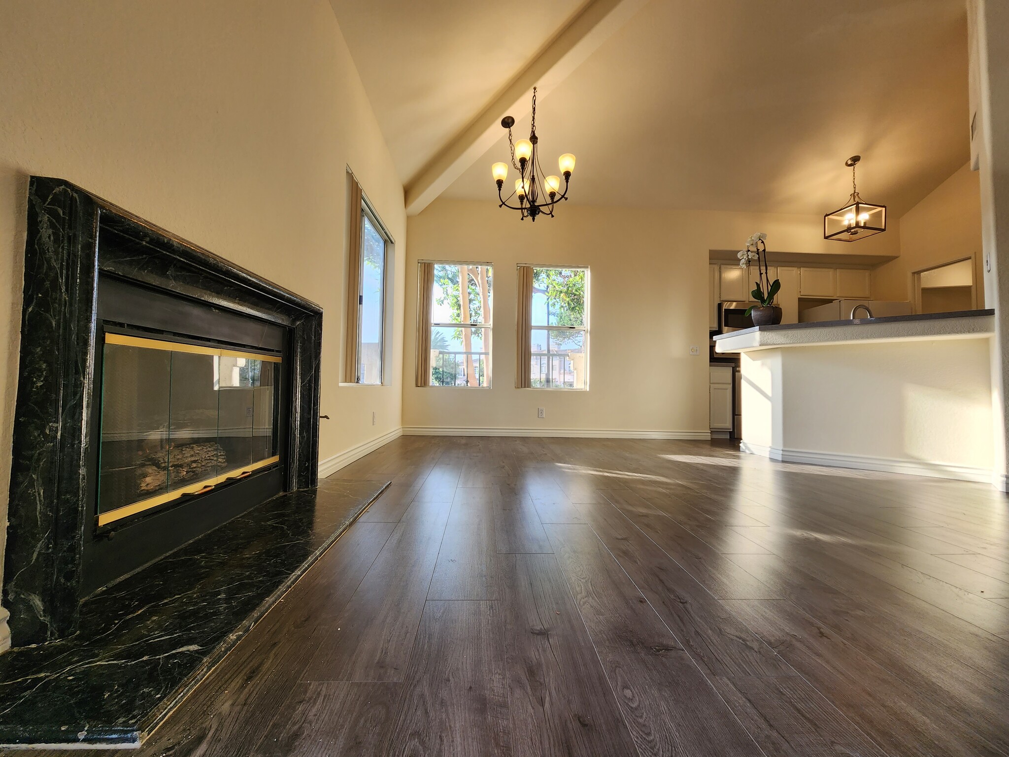 Building Photo - 7285 Calabria Ct