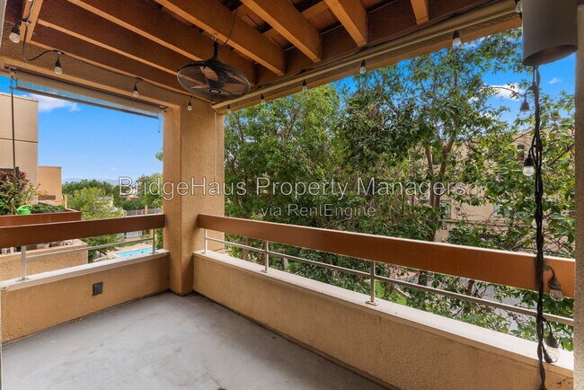 Building Photo - 7225 Navajo Rd