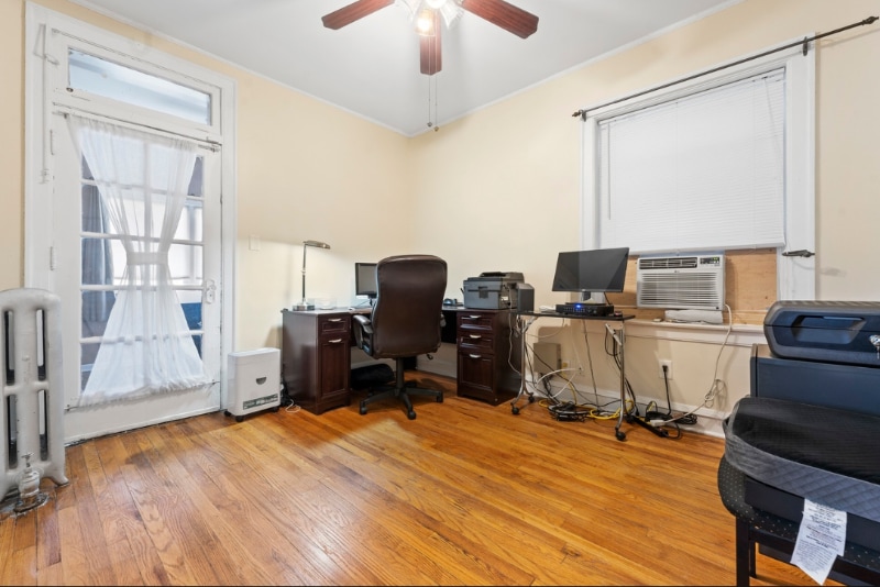 Building Photo - 7414 S Prairie Ave