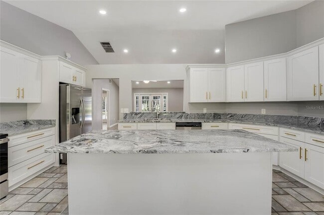 Building Photo - 3178 Maple Run