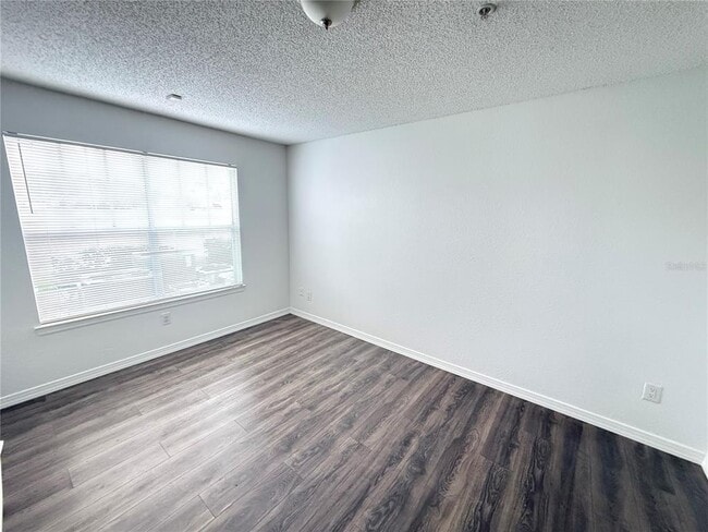 Building Photo - 4105 Tropical Isle Blvd