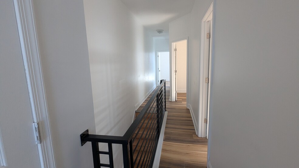 Building Photo - 1223 S 53rd St