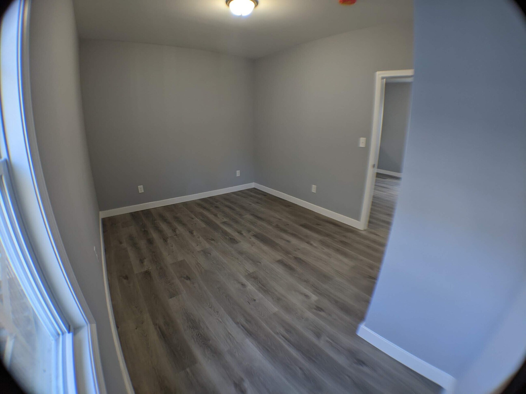 Building Photo - 43 Clare St