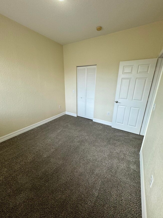 Building Photo - 45 SE Sedona Cir