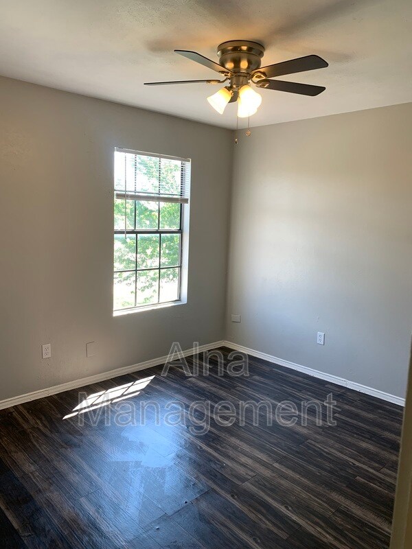 Building Photo - 4417 Sea Pines