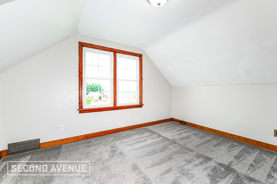 Building Photo - 1514 James St