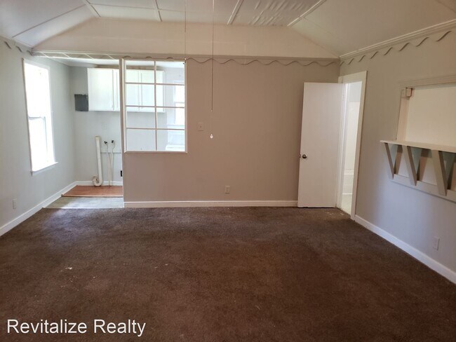 Building Photo - 2 br, 1 bath House - 1907 Halls Mill Rd
