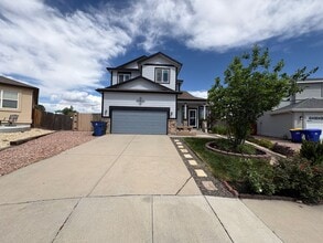 Building Photo - Beautiful 4 Bed 3 Bath in Fountain!!!