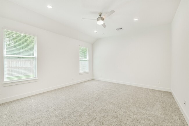 Building Photo - 218 Springfield Terrace Dr