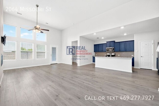 Building Photo - 2064 Missouri St