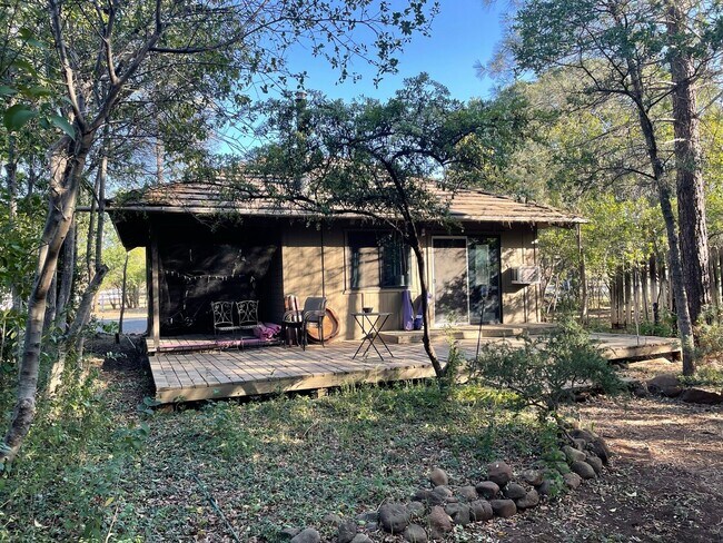 Primary Photo - Cozy and convenient, private location, Cot...