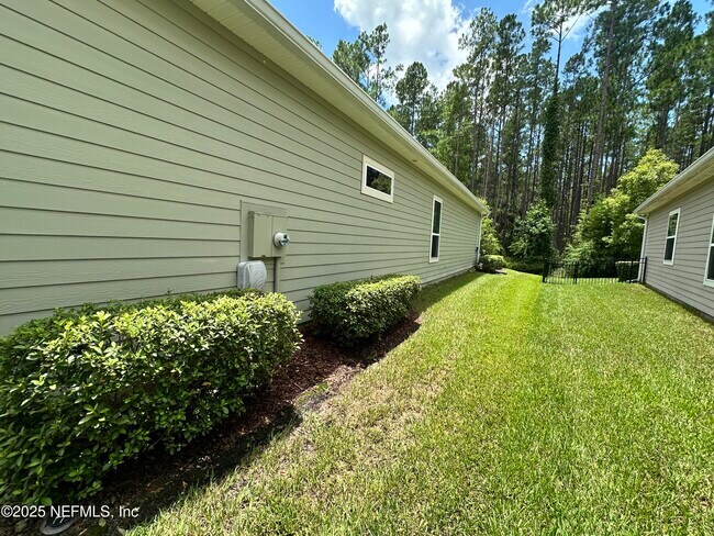 Building Photo - 614 Tintamarre Dr