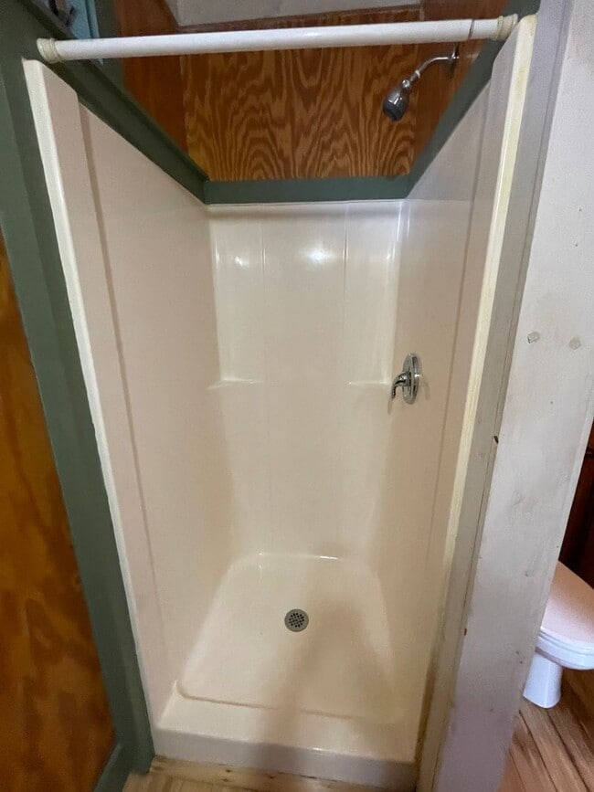 Building Photo - 289 Hill St