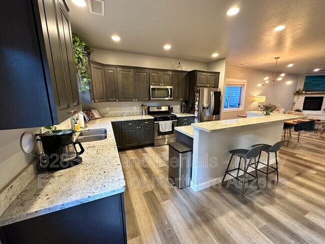 Building Photo - 2342 W Mission Timber Cir