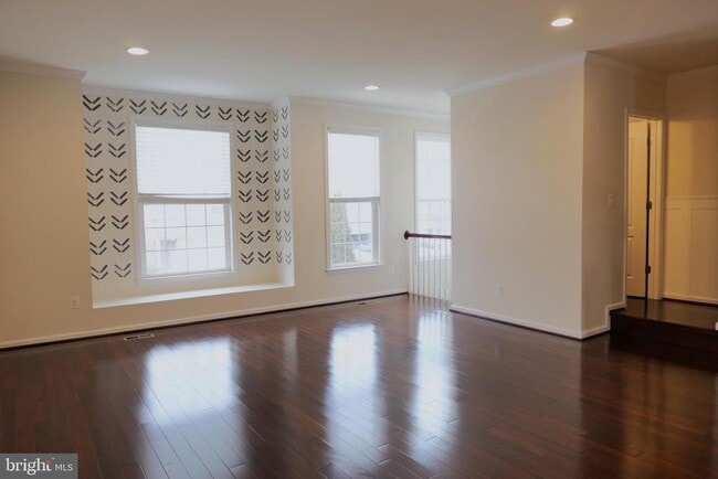 Building Photo - 25152 Sweet Myrtle Square