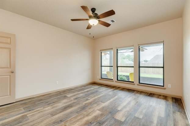 Building Photo - 112 Portulaca St