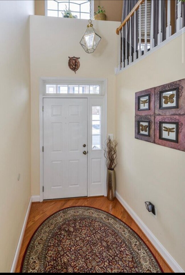 Building Photo - 22542 Maison Carree Square