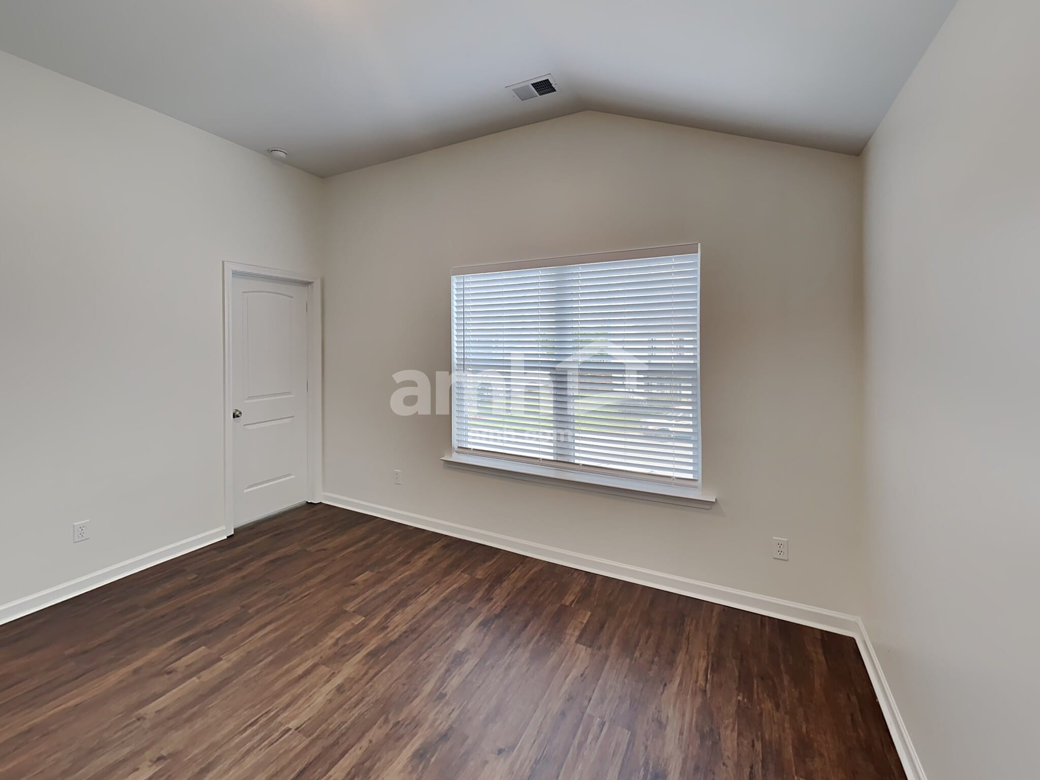 Building Photo - 301 Boulder Run