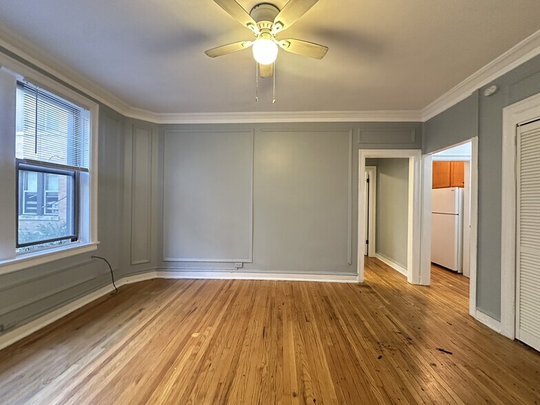 Building Photo - 1369 W Estes Ave