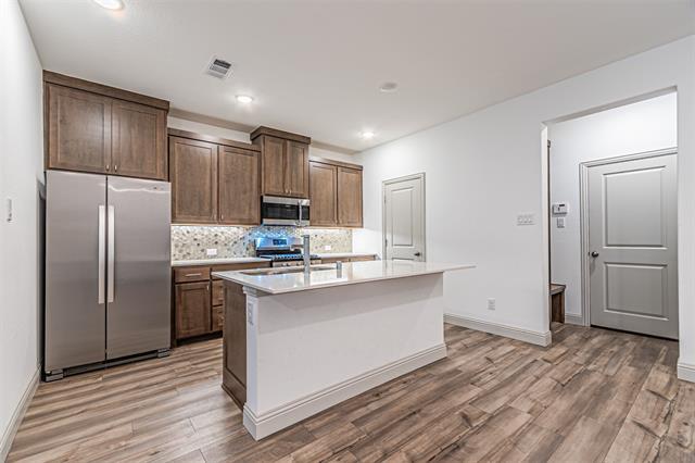 Building Photo - 11224 Sugarlands Dr