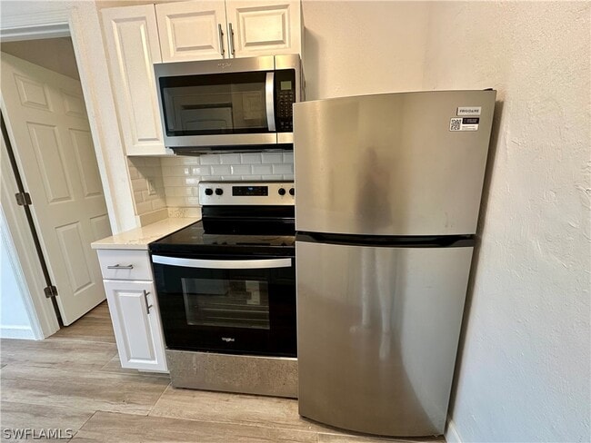 Building Photo - 4241 Tarpon Ave