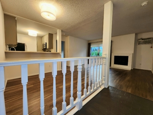 Interior Photo - 1410 Wellesley Ave