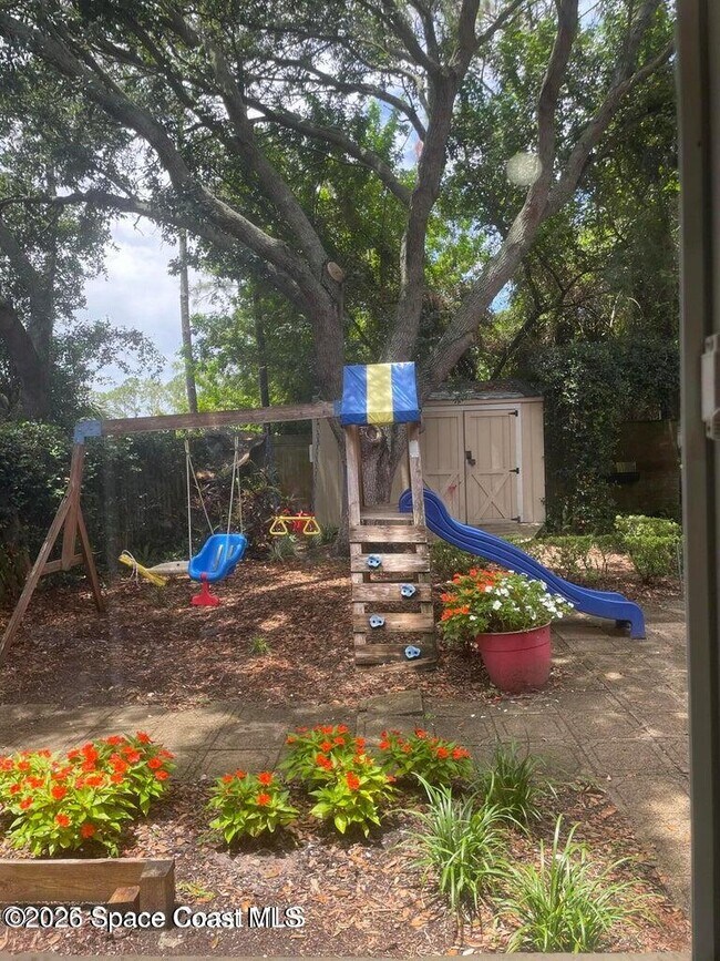 Building Photo - 3922 St Armens Cir