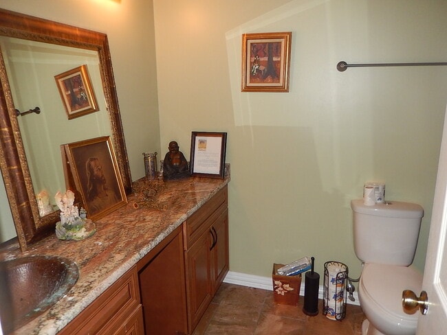 Building Photo - 2814 Gilcrest Ct