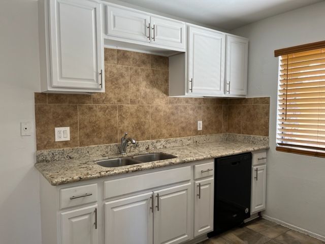 Building Photo - 3511 E Baseline Rd